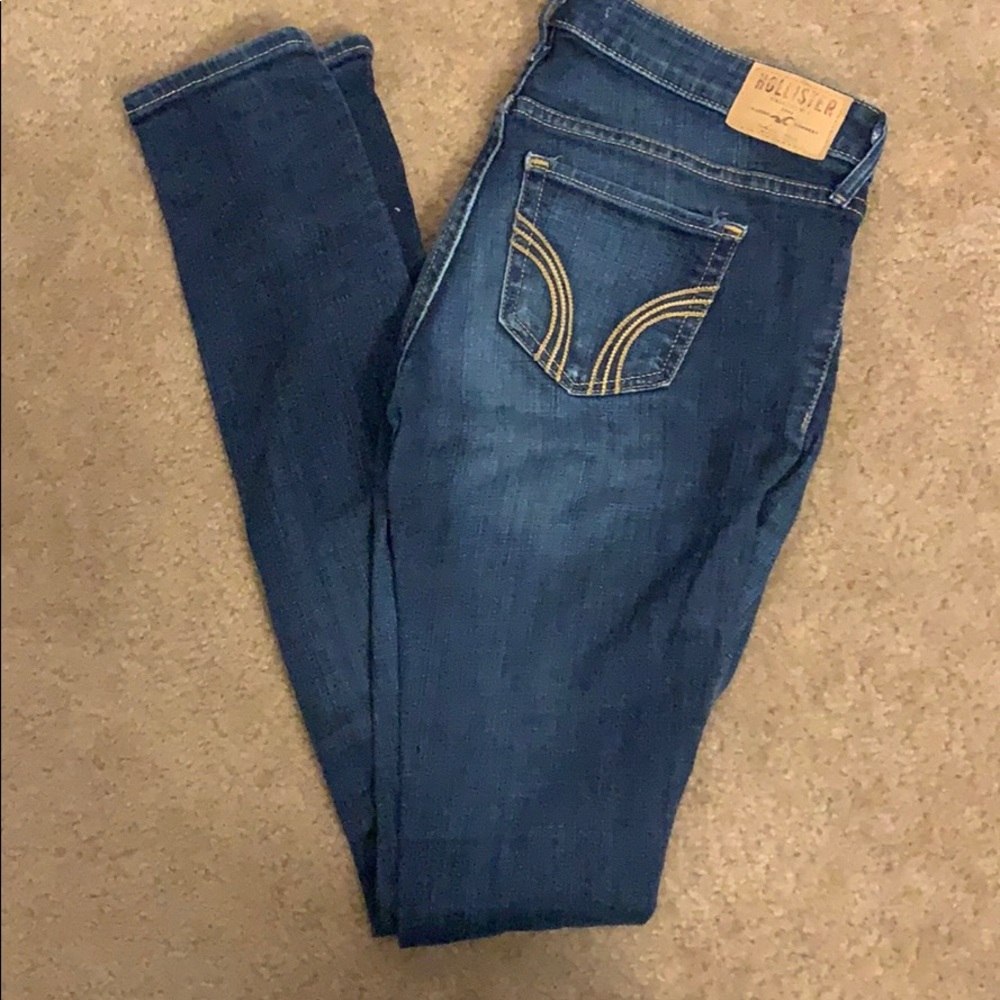 dark wash Hollister jeans